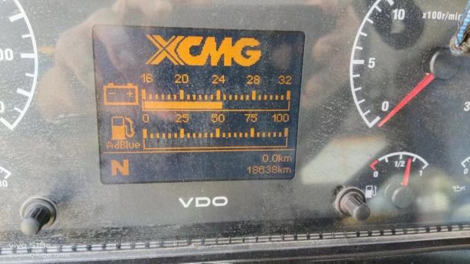 17 Years Xc Mg Mobile Crane 130 Tons of The Company′s Inventory Direct Sales